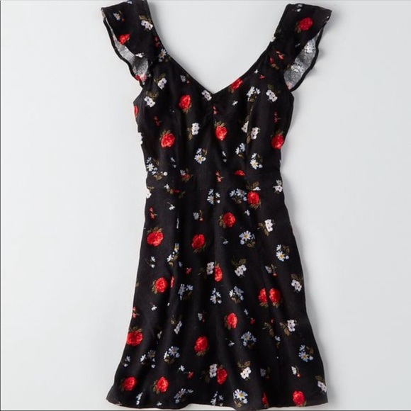 American Eagle Outfitters Pants - BNWT American Eagle floral romper